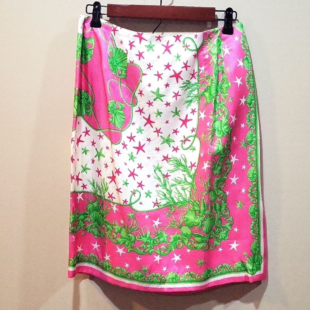 A Perfect Day In Paradise 100% silk shell skirt reminiscent of Lilly Pulitzer